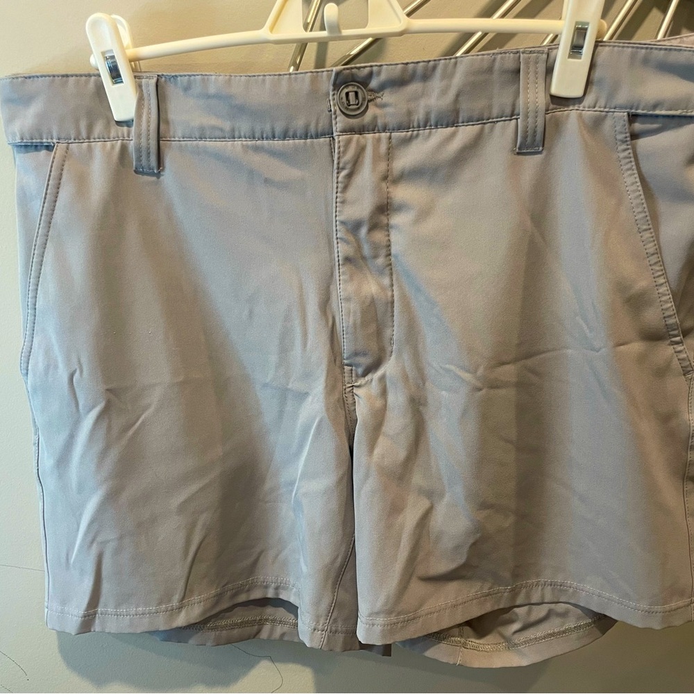 HUK casual shorts